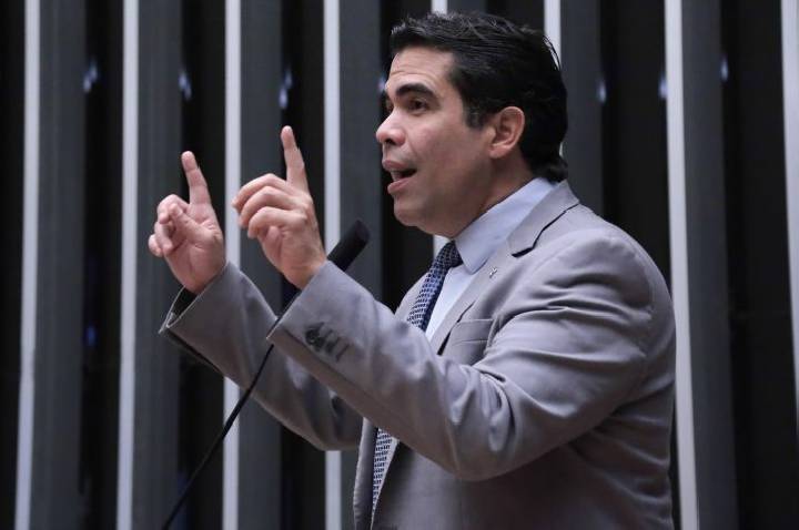 Comissão dispensa renovação periódica da credencial de estacionamento de pessoa com deficiência permanente