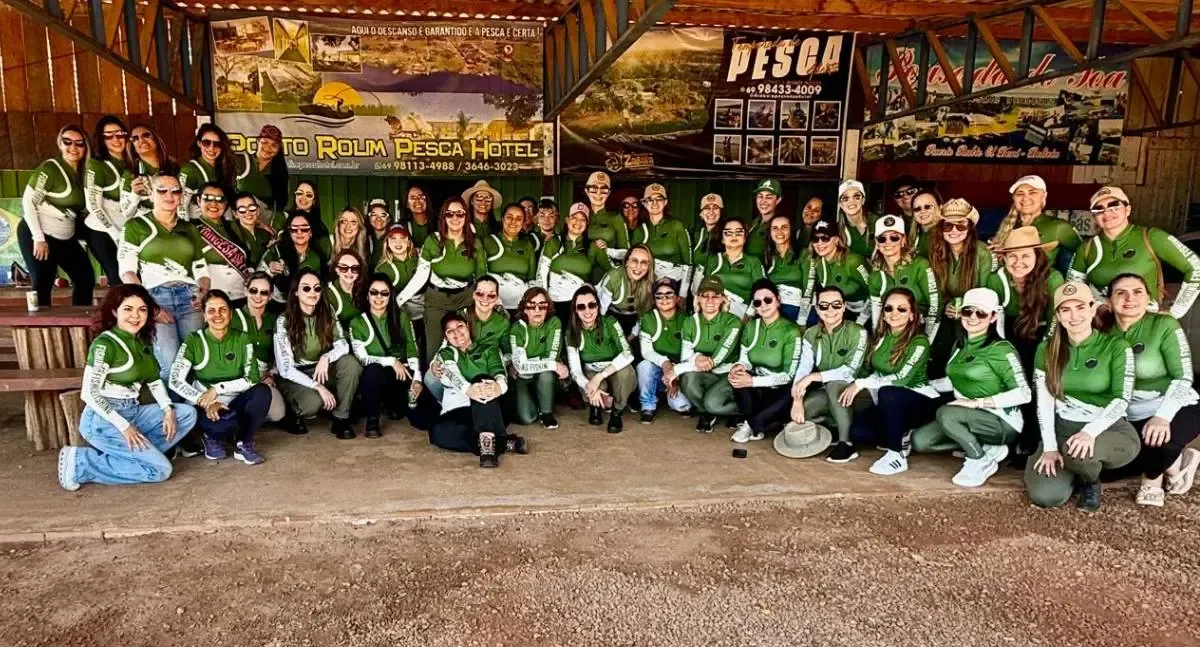 Evento feminino reúne pescadoras de várias cidades no Rio Guaporé