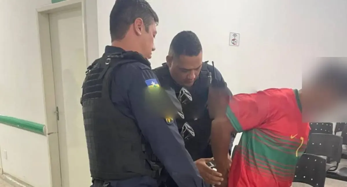 Homem com mandado é detido em UPA