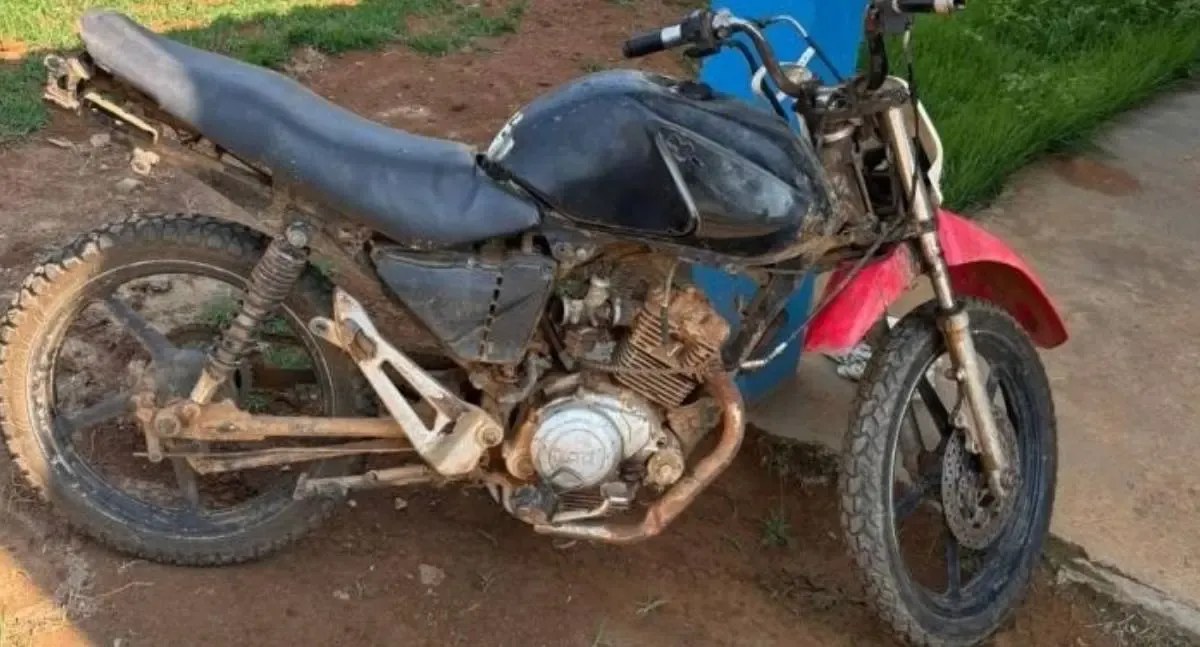 Polícia apreende moto adulterada em Jaru