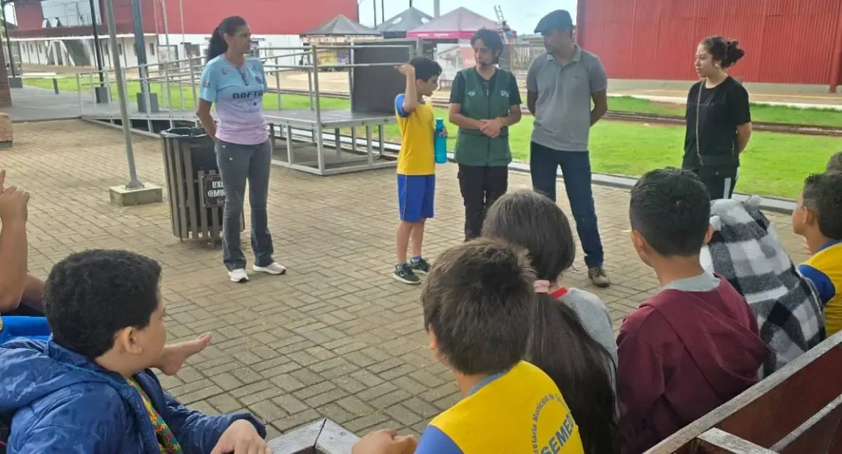 Projeto “Turista Aprendiz” leva alunos a conhecer história de Porto Velho
