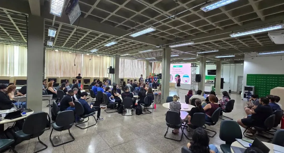 Béra Hackathon 2025 reúne jovens e soluções inovadoras em Porto Velho