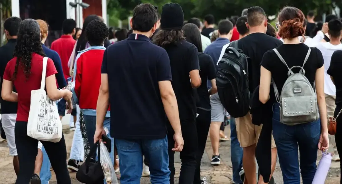 Estudantes poderão renegociar dívidas do Fies a partir deste sábado