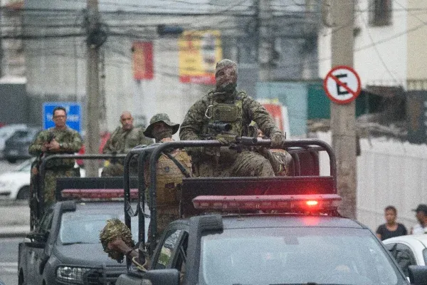 Paraguai reforça fronteira com o Brasil após alertas sobre movimentação do Comando Vermelho
