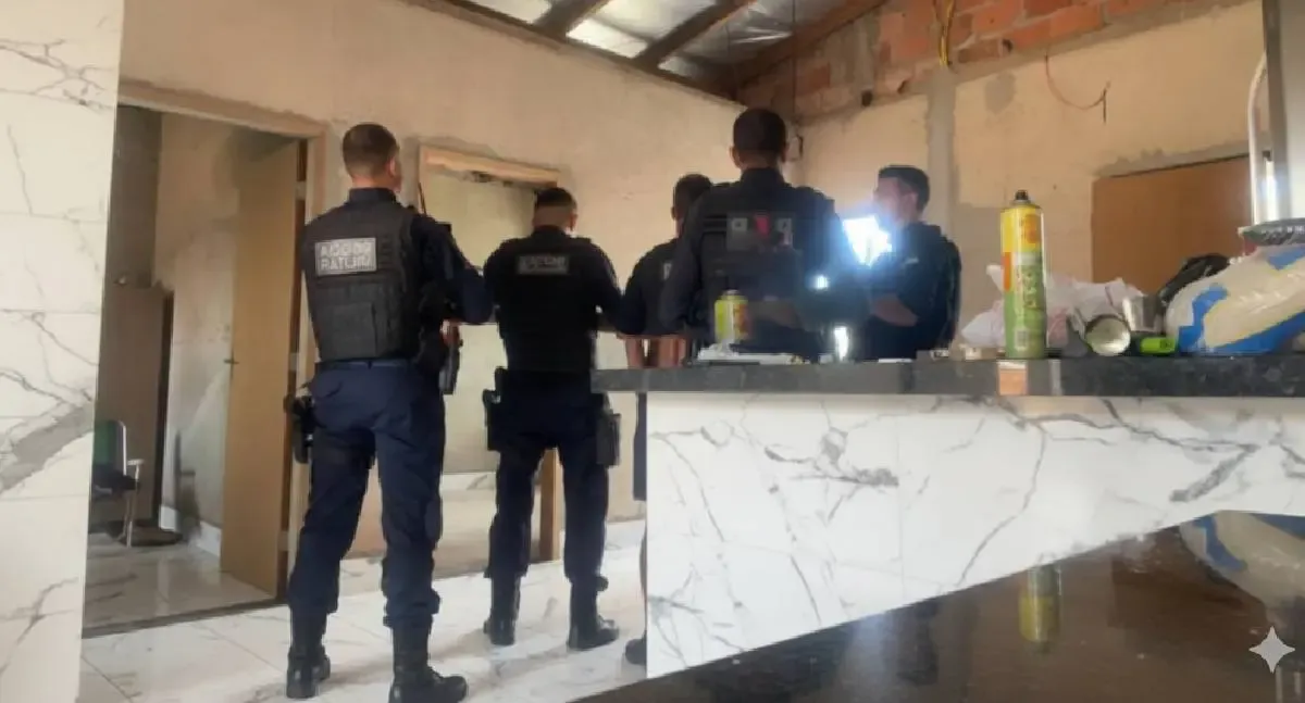 PM prende suspeito de tráfico com drogas e simulacro em Ji-Paraná