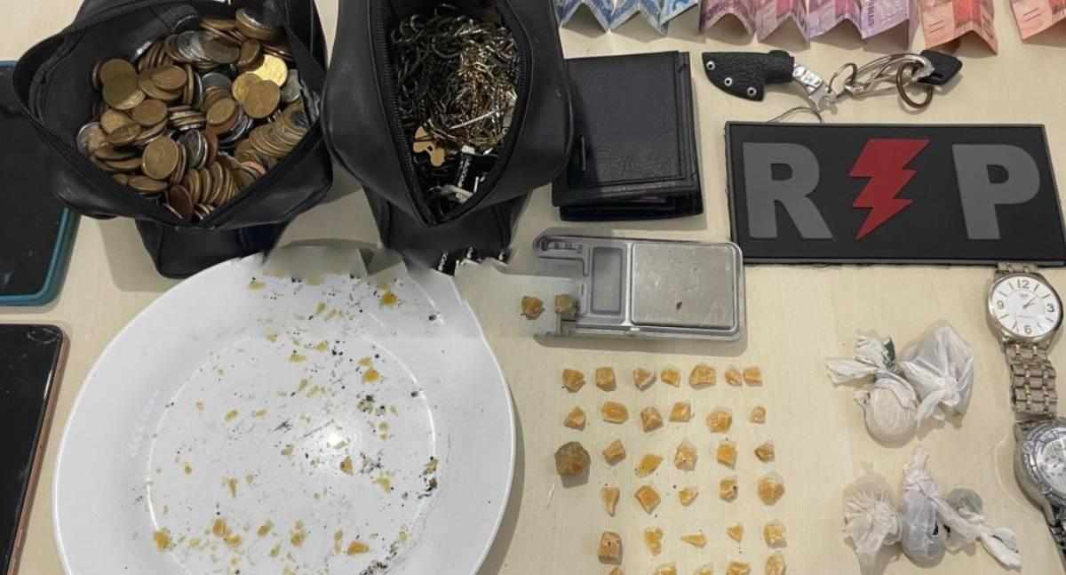 Polícia Militar prende dois suspeitos em operação no bairro São Francisco, em Ji-Paraná