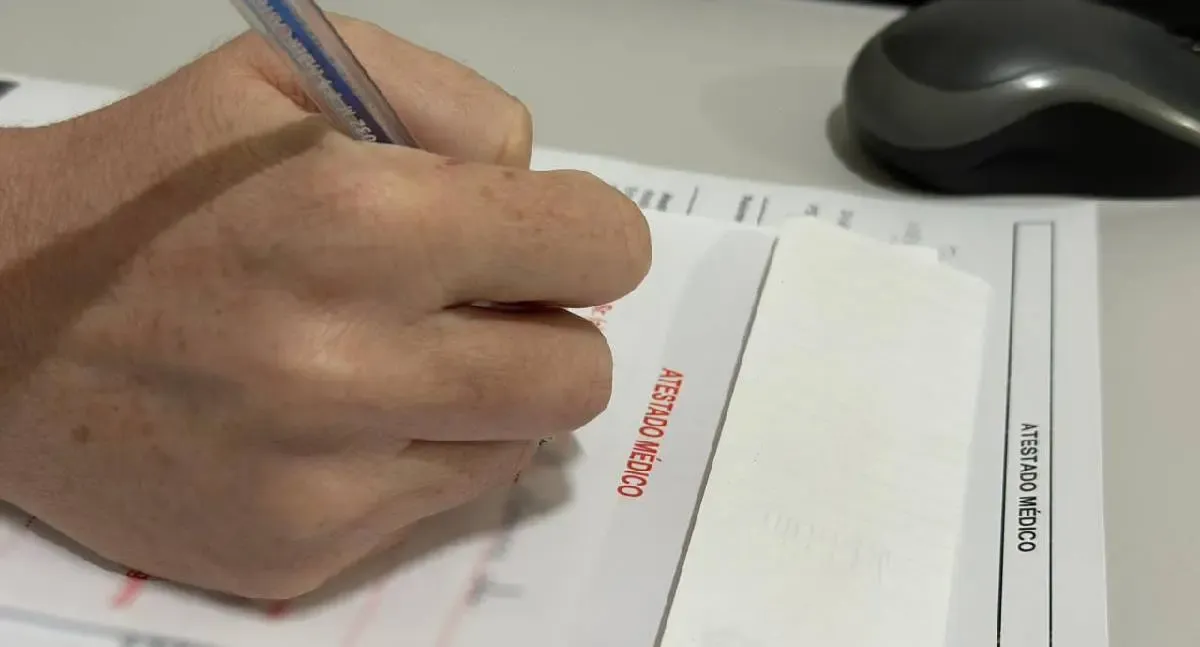Prefeitura alerta sobre emissão indevida de atestados médicos