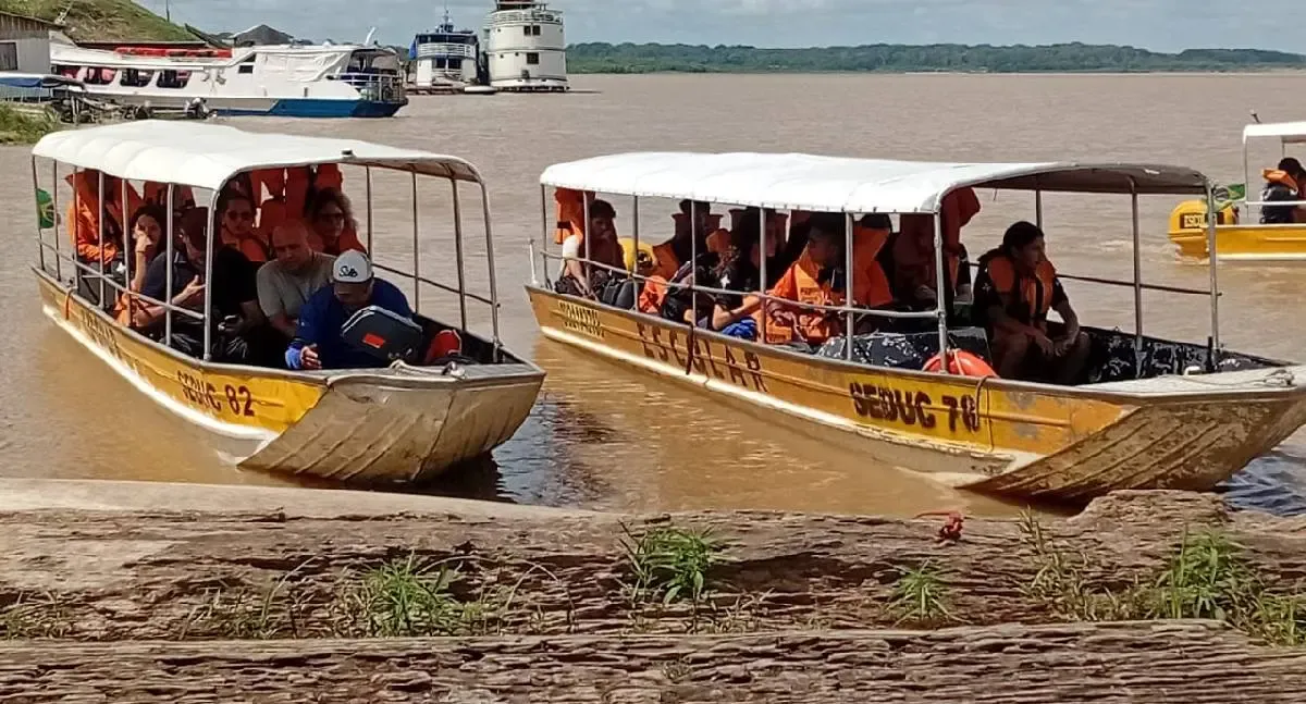 Governo de Rondônia garante transporte fluvial gratuito a estudantes ribeirinhos durante o Enem