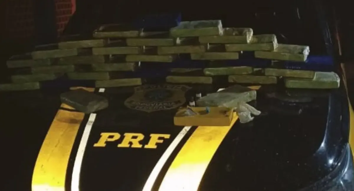 PRF apreende 34 kg de cocaína escondidos em carro em Porto Velho