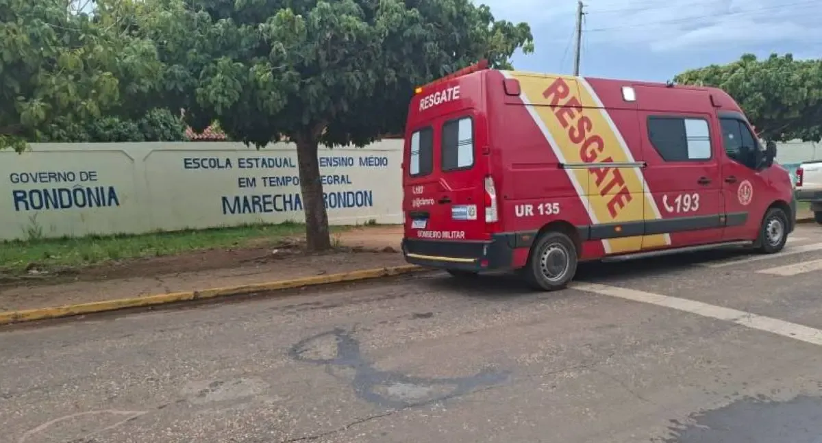 Professora desmaia em escola estadual e é socorrida pelo Corpo de Bombeiros em Vilhena