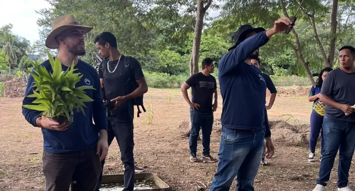Mutirão de plantio no IFRO fortalece ações de recuperação verde em Porto Velho