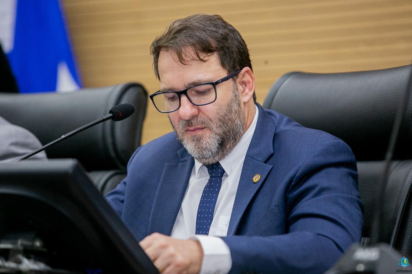 Deputado Alex Redano indica instalação urgente de corrimão em ponte da RO-140, em Rio Crespo