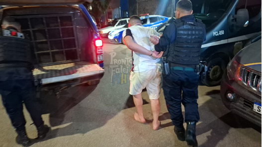 Homem é preso após agredir esposa e resistir à abordagem policial