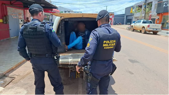 Suspeito de furto é agredido por populares após perseguição