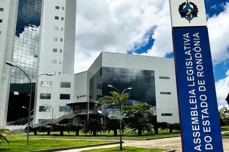 PF deflagra operação contra supostas fraudes em contratos públicos e desvio de recursos em Rondônia